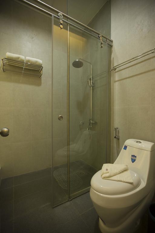 The Lucky 9 Budget Hotel Tagum Bagian luar foto