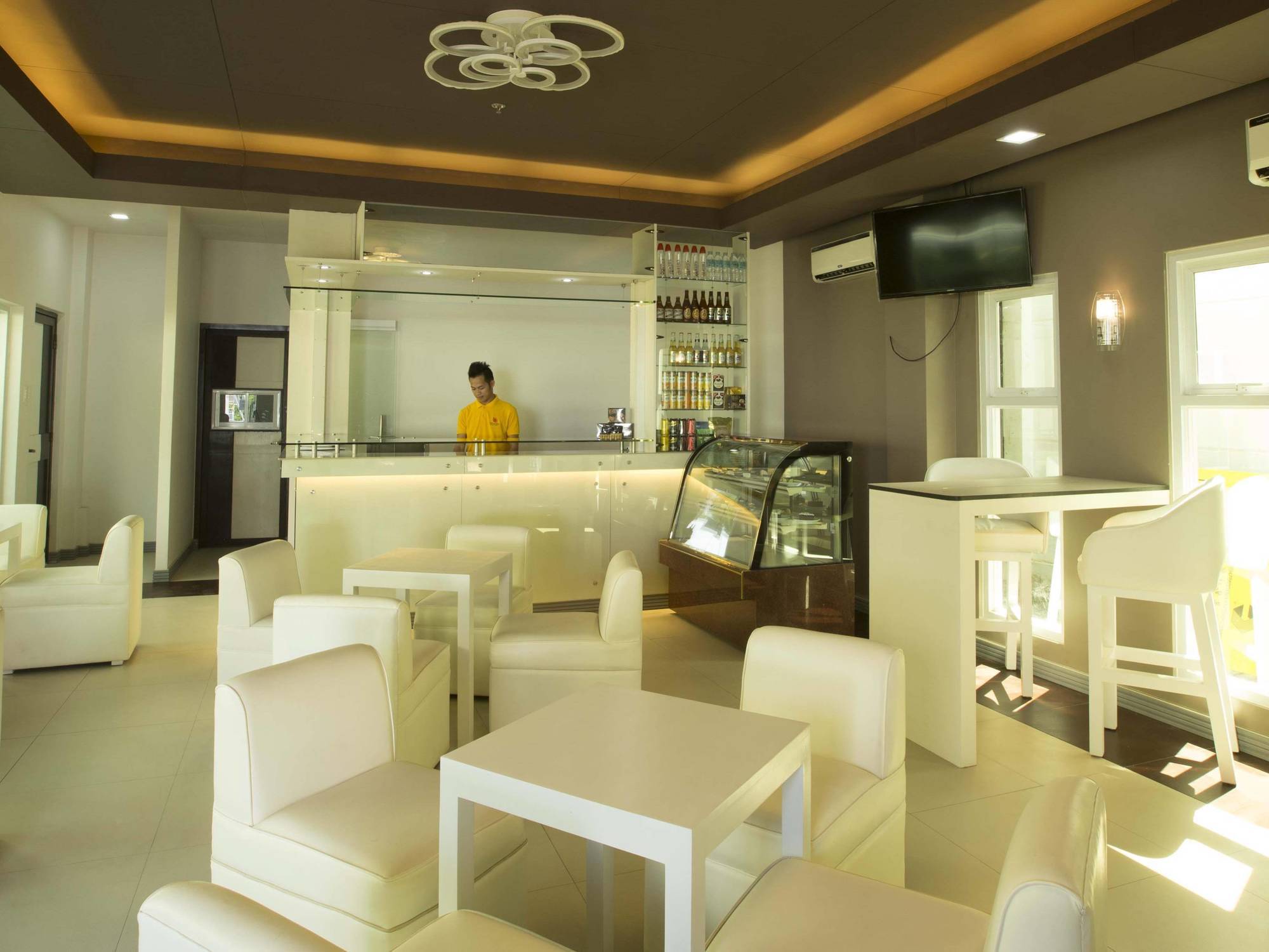 The Lucky 9 Budget Hotel Tagum Bagian luar foto