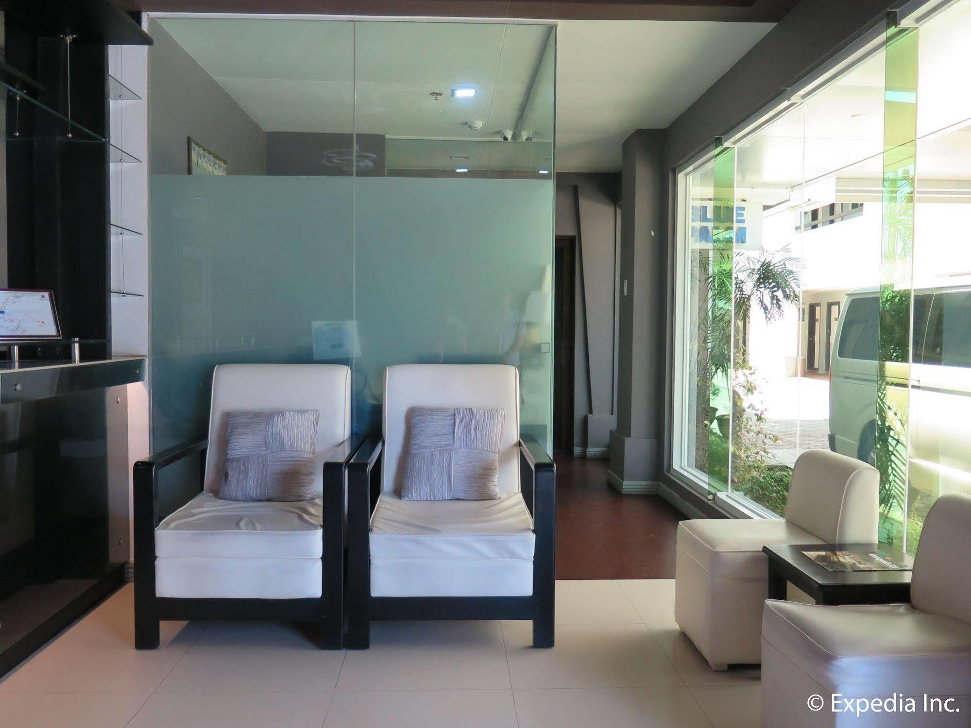 The Lucky 9 Budget Hotel Tagum Bagian luar foto