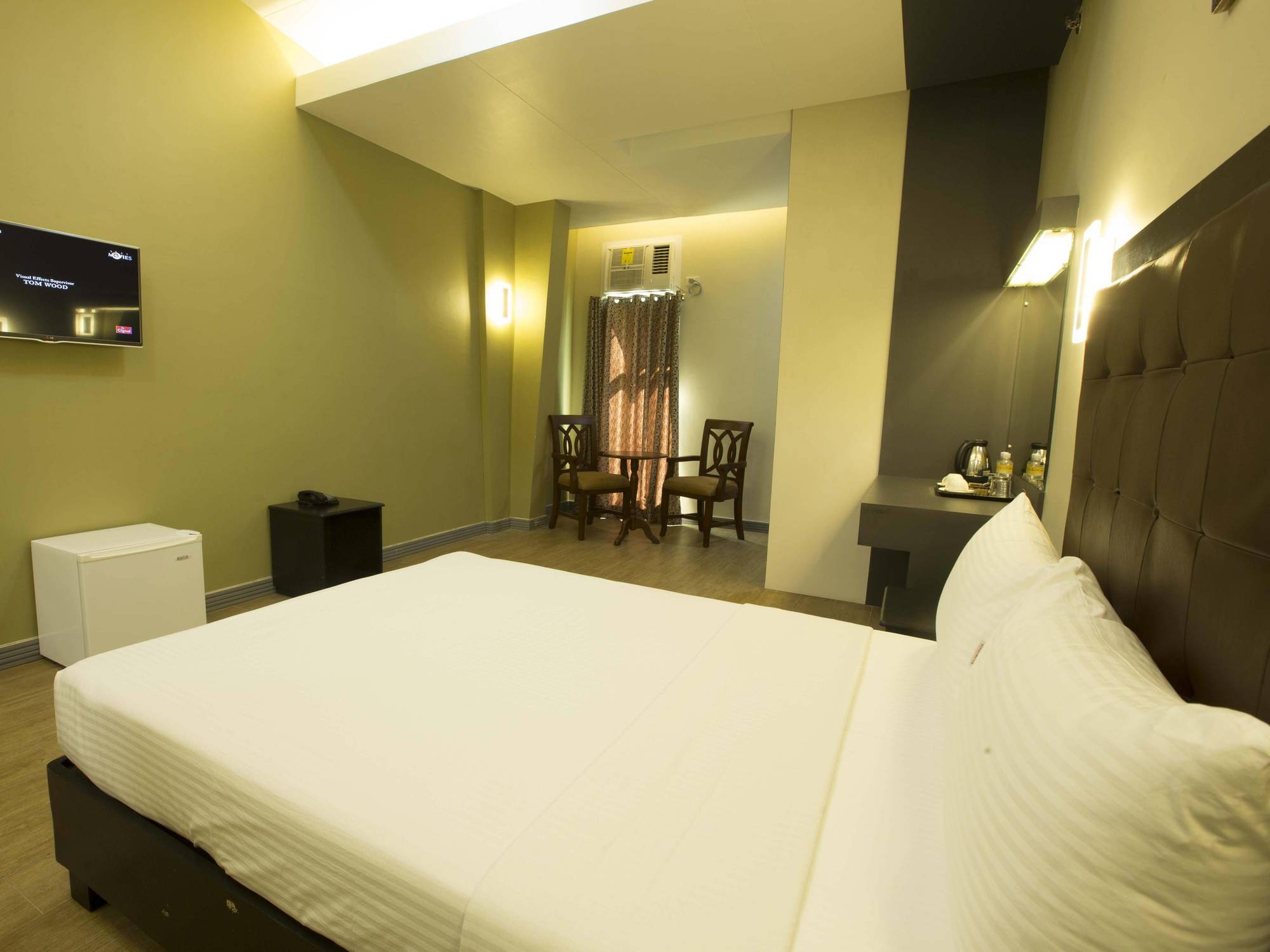 The Lucky 9 Budget Hotel Tagum Bagian luar foto